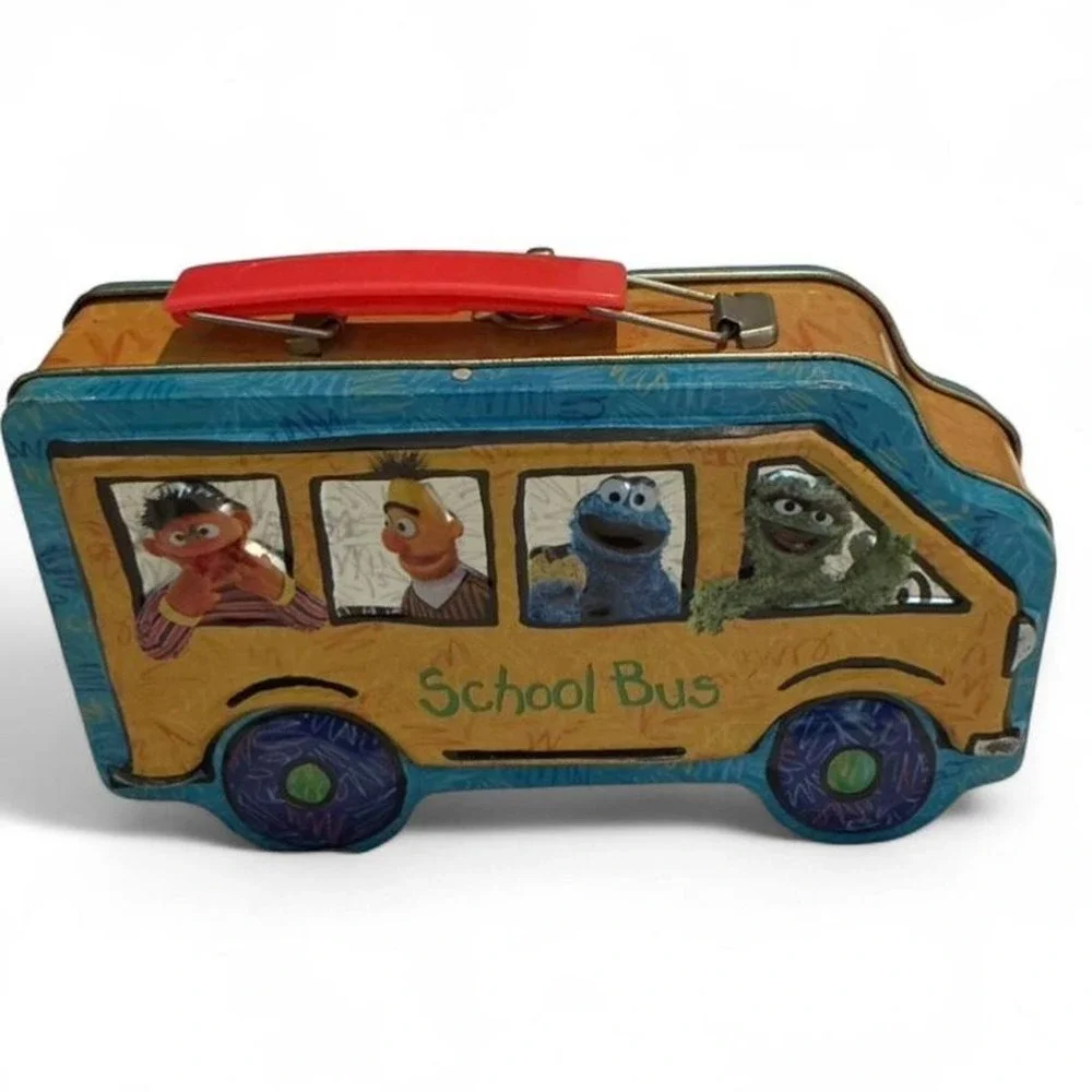 Vintage Sesame Workshop School Bus Lunch Box Kids OS Yellow Good‎ 2002 Elmo Tin